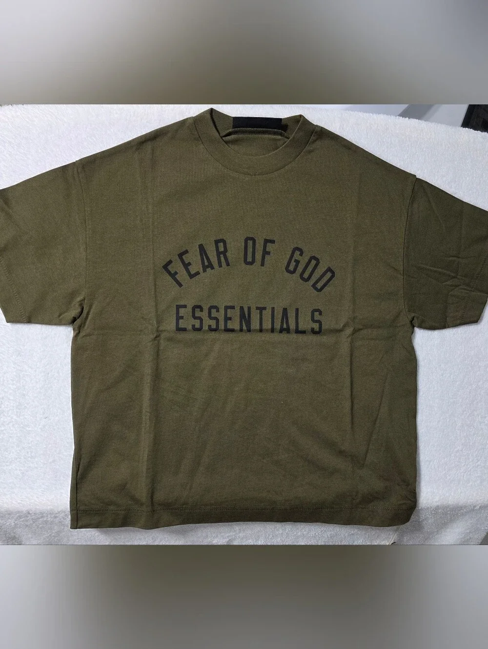NWT Oversized Fear of God Essentials Kids Cotton Crew Neck Tee Sz 12 Olive